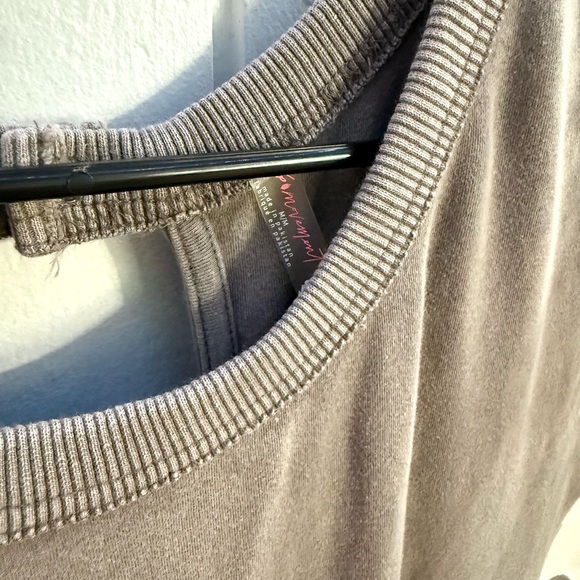 FP movement throw and go onesie - Picture 4 of 6